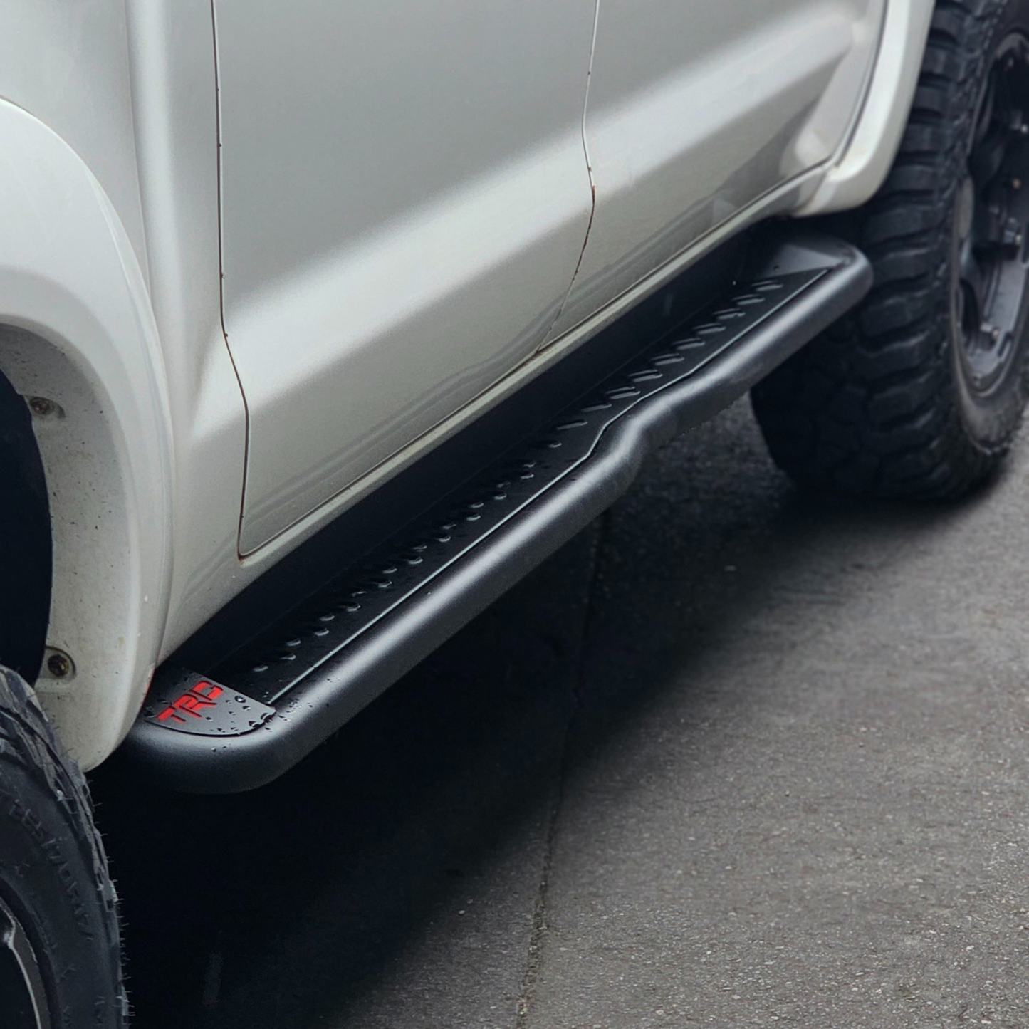 Toyota Hilux Heavy Duty Running Boards