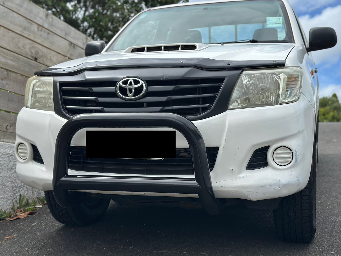 Toyota Hilux Bonnet Protector 2011-2015
