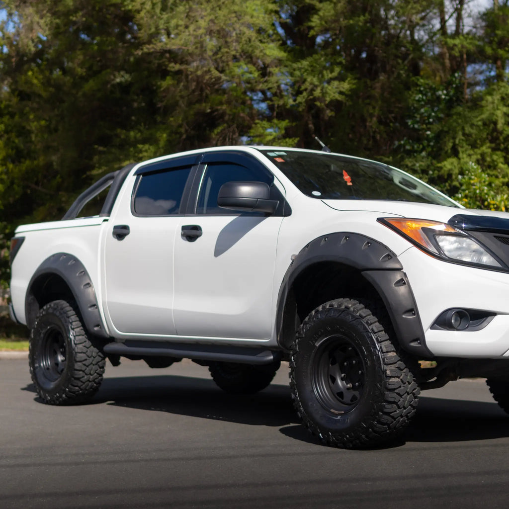 Mazda BT-50 Heavy Duty running boards Tough Trucks